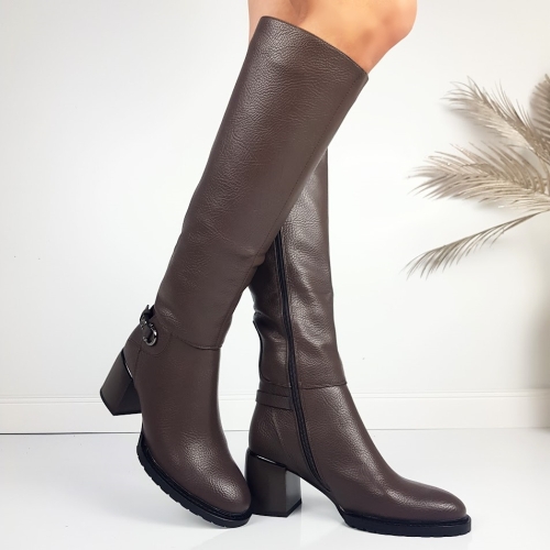 Кафяви дамски ботуши на удобен широк ток- Eliza Bulgaria 11479