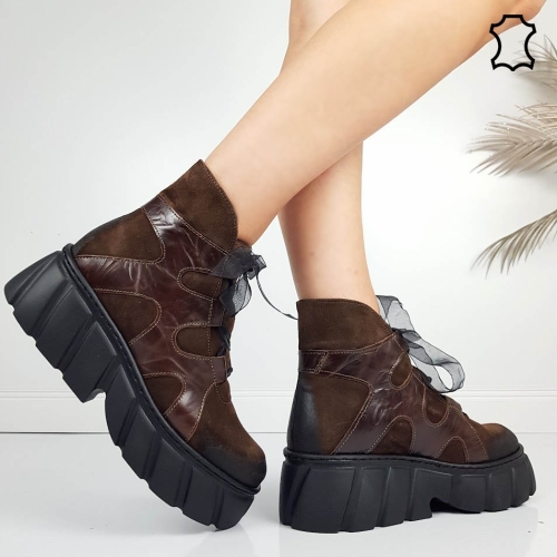 Кафяви боти от естествен набук на платформа- Daria Brown 11497