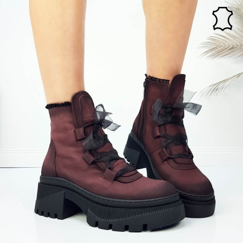 Боти от естествена кожа  в цвят бордо - Tina 11573