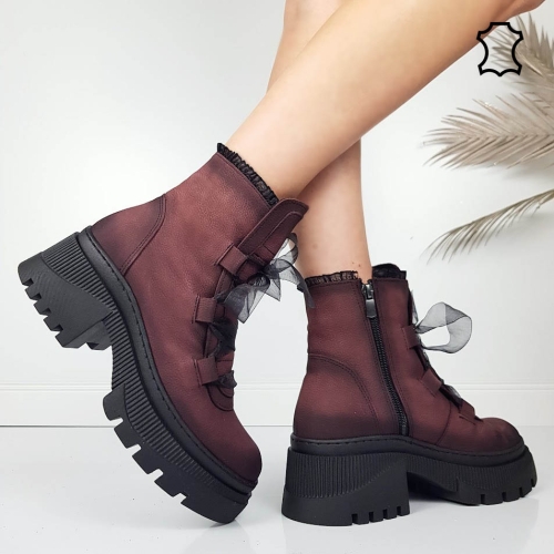 Боти от естествена кожа  в цвят бордо - Tina 11573