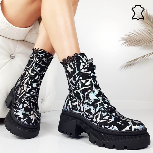 Боти от ефектна естествен кожа с топла вата- Izabel Black11574