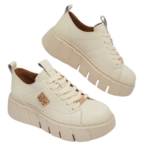 Бежови кецове на платформа- Daris Beige 11734