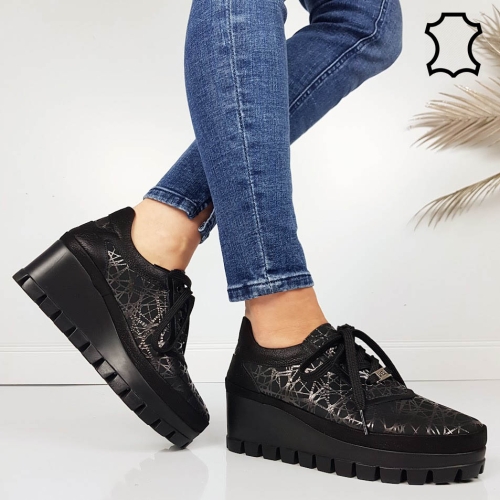 Черни обувки от естествена кожа с ортопедична стелка- Hana Black 11718