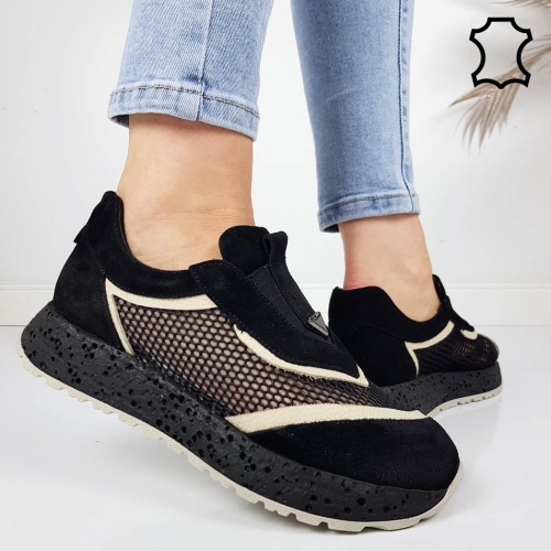 Черни спортни обувки от естествен велур- Vera Black 11800