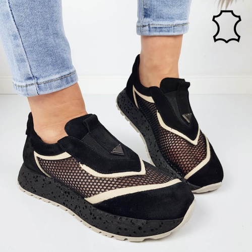 Черни спортни обувки от естествен велур- Vera Black 11800