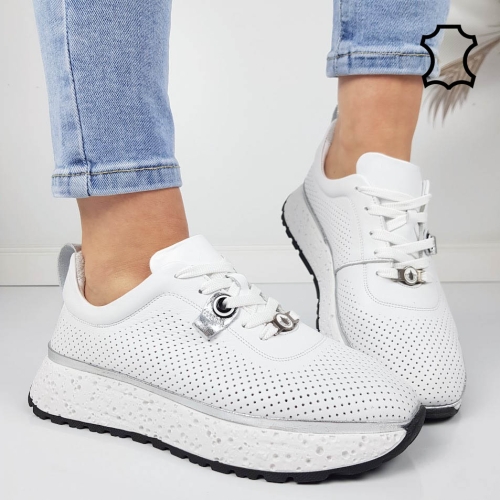 Бели сникърси от перфорирана естествена кожа- Sisi White 11808 