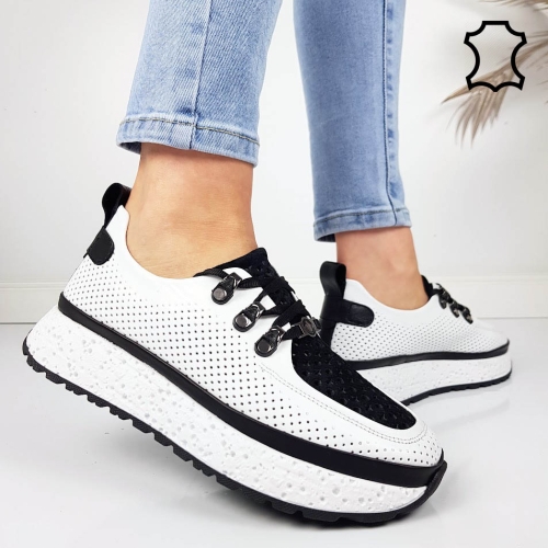 Обувки бяло с черно от естествена кожа- Naomi White 11809