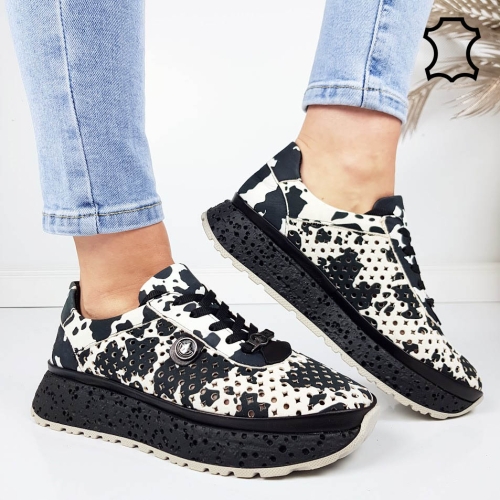 Обувки с кравешки принт естествена кожа- Elia Black 11810