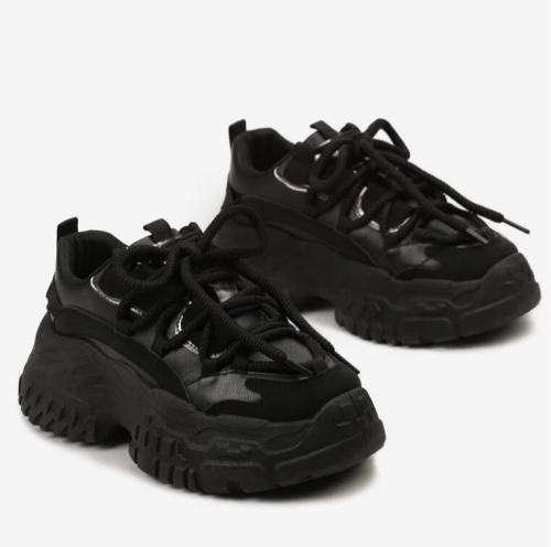 Черни маратонки на платформа- Klara 11875