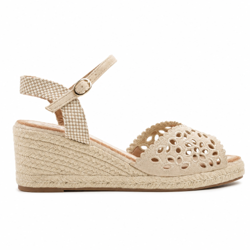 Бежова сандали на платфрома- Briana Beige 12127
